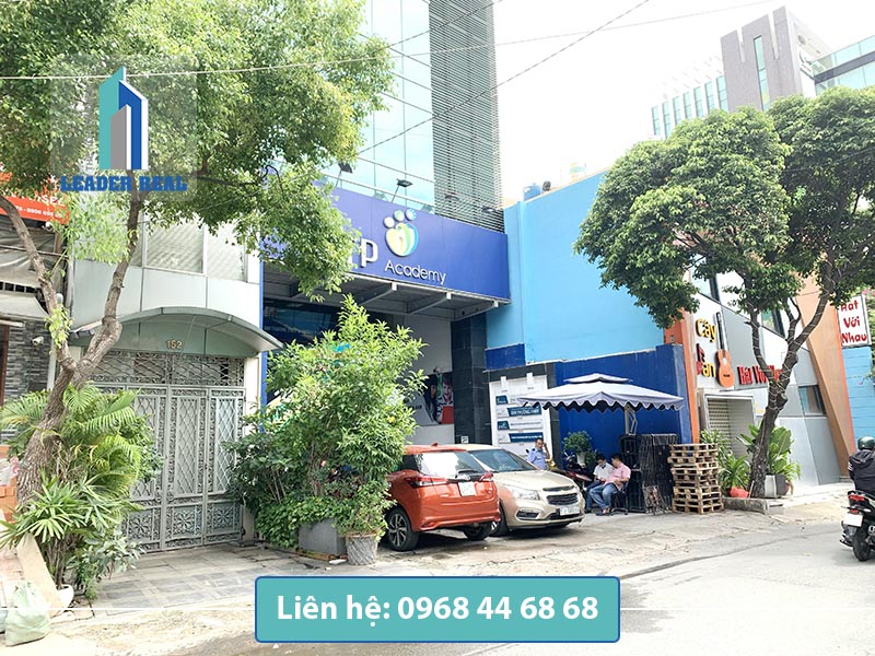 Mặt tiền tòa nhà cho thuê văn phòng NDC building quận Phú Nhuận