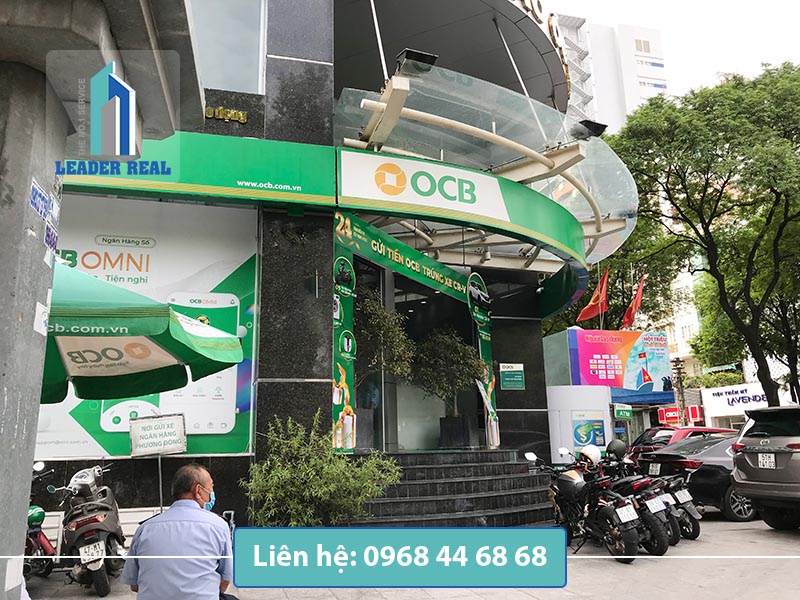 Lối vào văn phòng cho thuê tại cao ốc 123 building quận 3