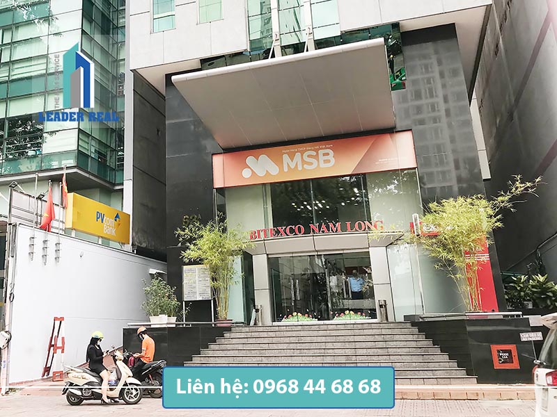 Lối vào tòa nhà văn phòng cho thuê Bitexco Nam Long quận 3