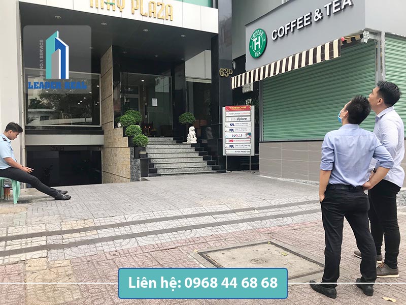 Lối vào văn phòng cho thuê May plaza quận 3