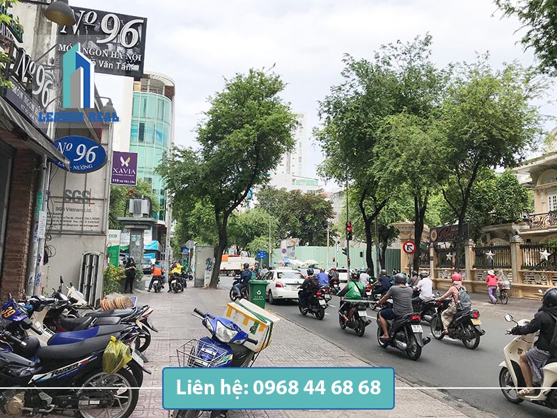 Giao thông tại tòa nhà Minh Tinh building quận 3