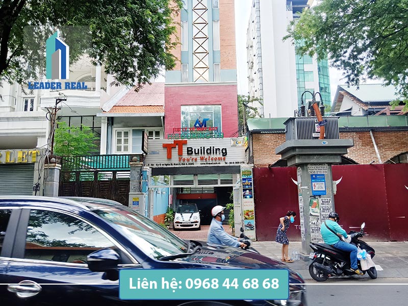 Phía trước tòa nhà cho thuê văn phòng TT building quận 3