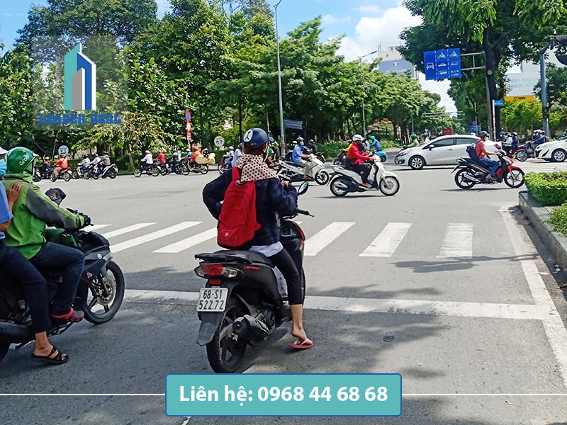 Giao thông thuận lợi tại văn phòng cho thuê Octagon building quận 3