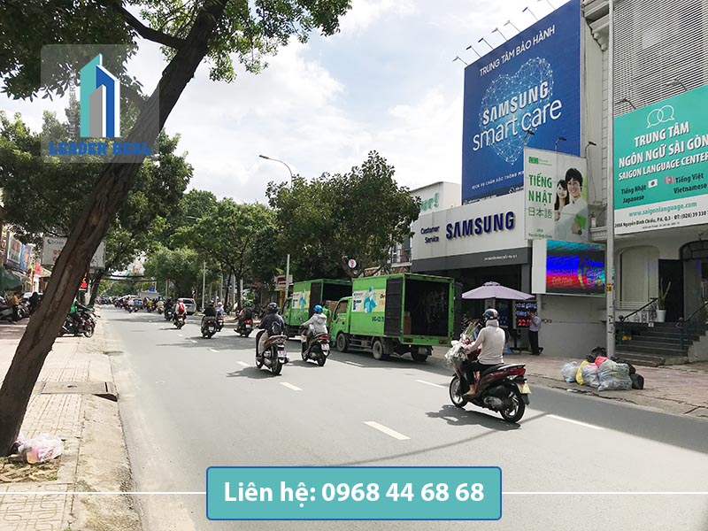 Giao thông thuận lợi tại văn phòng cho thuê Vạn Mỹ building quận 3