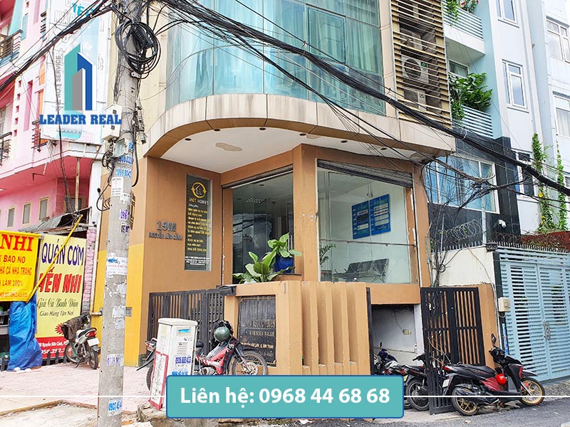 Mặt tiền tòa nhà cho thuê văn phòng 19M building quận Bình Thạnh