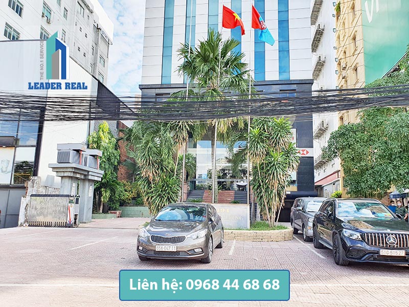 Mặt tiền tòa nhà cho thuê văn phòng 194 Golden building quận Bình Thạnh