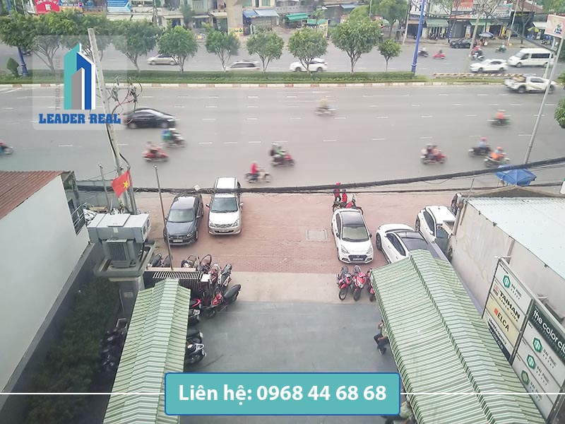 Ben ngoài văn phòng cho thuê Đại Phúc tower quận Bình Thạnh