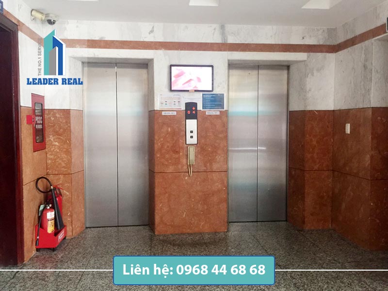Hệ thống thang máy tại văn phòng cho thuê tòa nhà Vinconship building quận 4