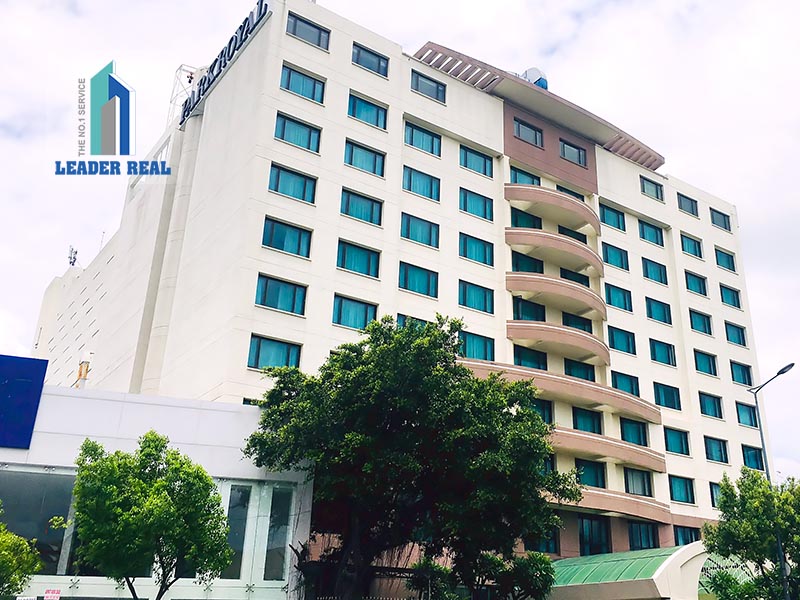 Tòa nhà Park Royal Building đường Nguyễn Văn Trỗi cho thuê văn phòng tại Tân Bình