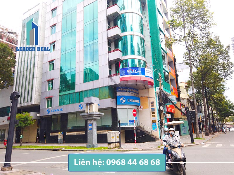 View cạnh bên văn phòng cho thuê 130NCT building quận 1
