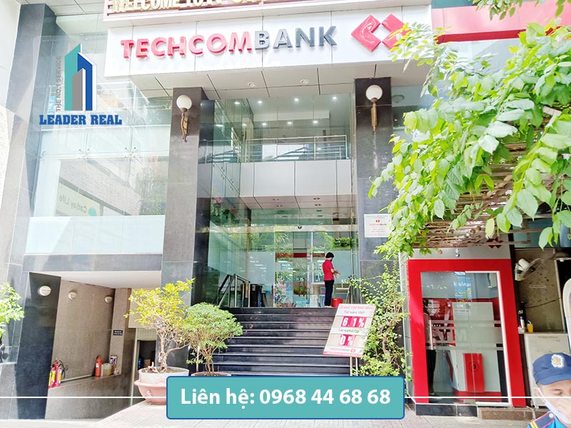 Lối vào văn phòng cho thuê Norch building quận 1