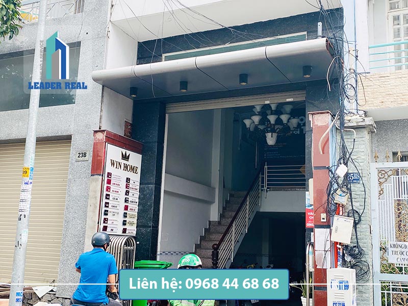 Lối vào văn phòng cho thuê Winhome building quận 1