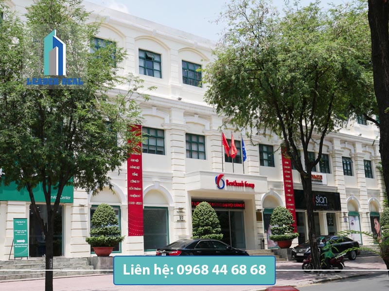 View cạnh văn phòng cho thuê tại Colonnade building quận 1