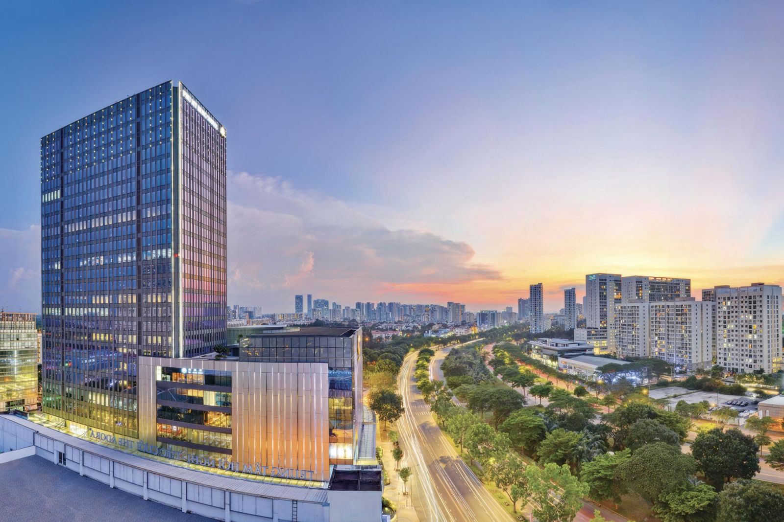 Top 10 Tòa nhà Văn phòng Quận 7 Đáng Thuê Nhất